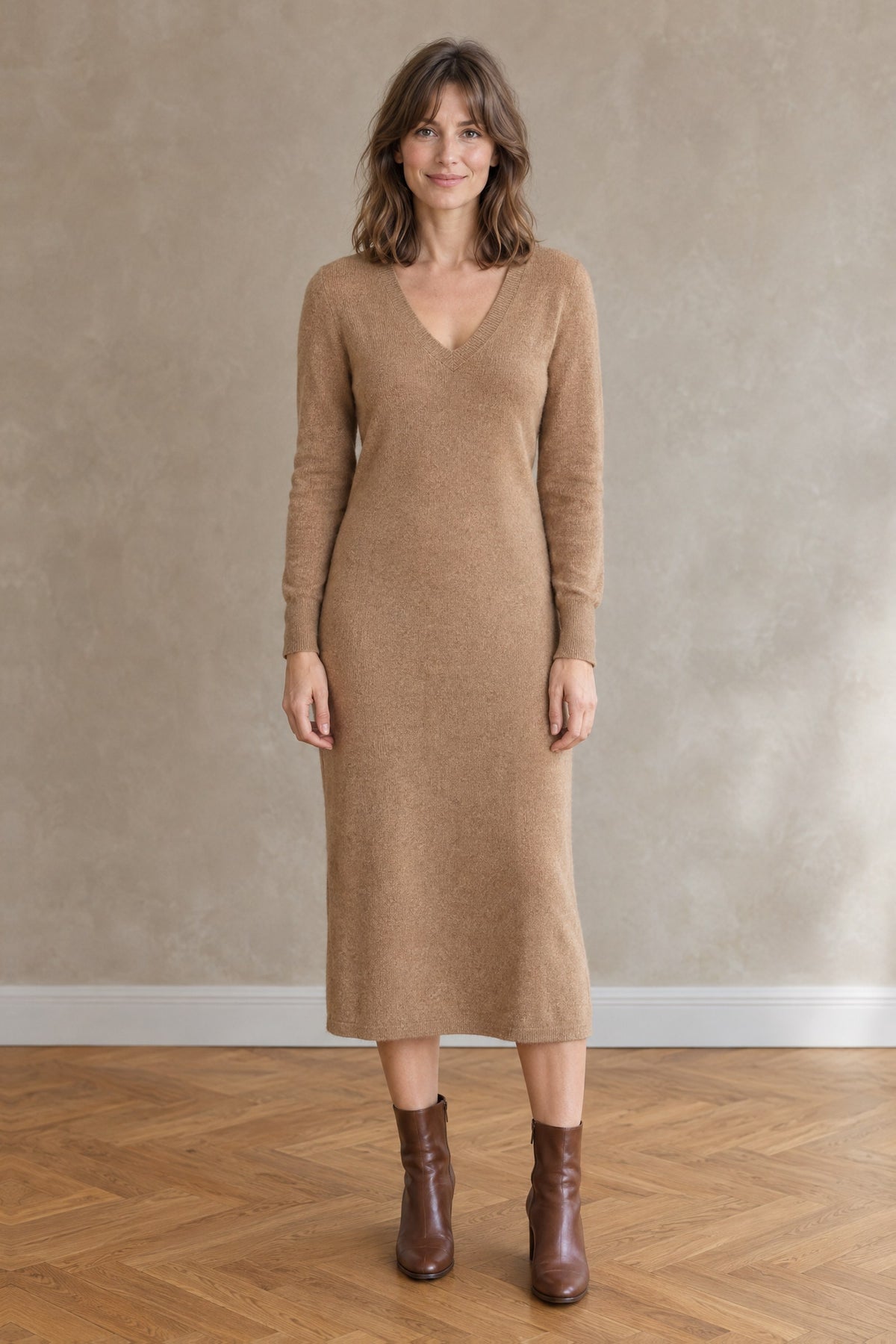 Kleider mit V-Ausschnitt (Damen) – Kollektion bei DLXN Mode