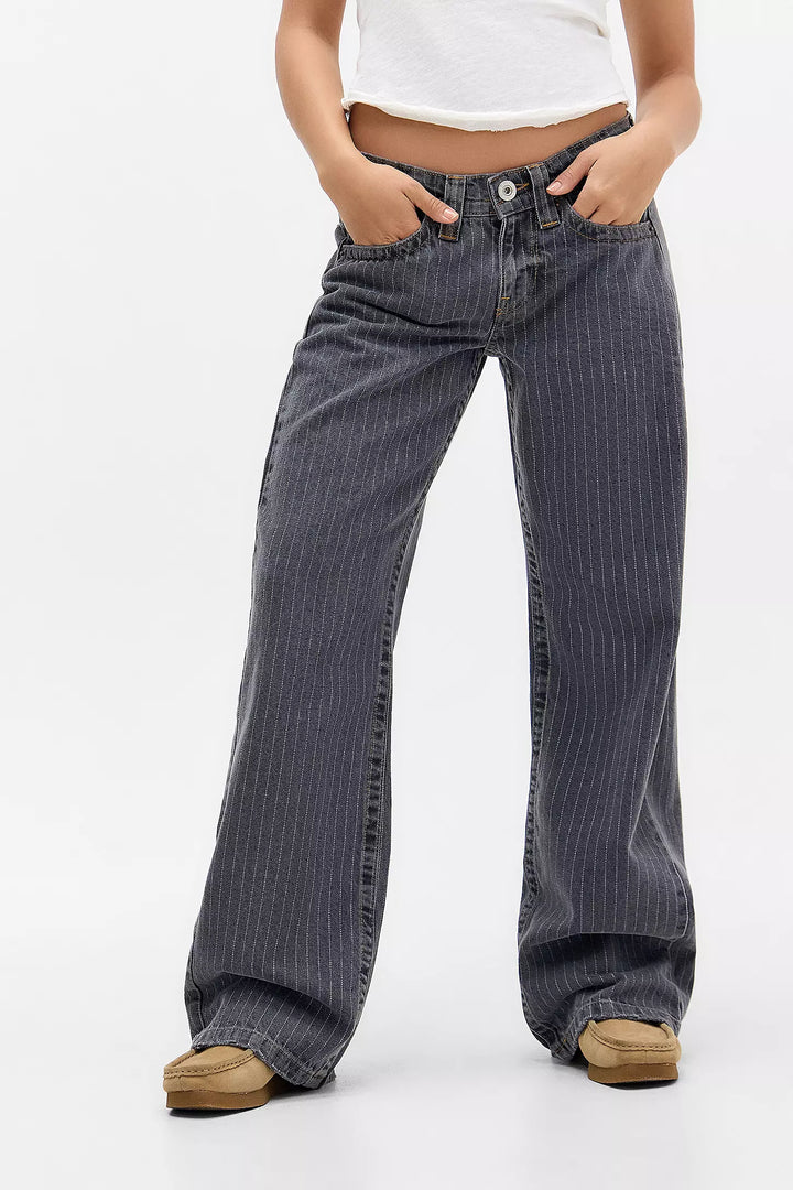 Gerade Damenhose mit weitem Schnitt - Kaelvi