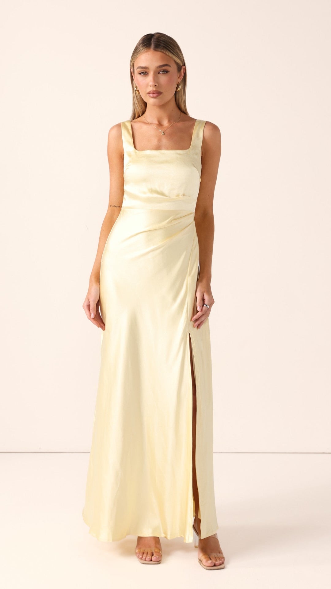 Elegantes langes Kleid mit quadratischem Ausschnitt für Damen – Alina