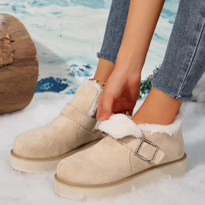 Damen Winterstiefel mit dekorativer Schnalle - Lianova