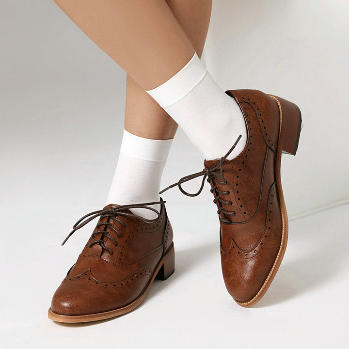 Damenschuhe mit klassischem Design - Eydruna