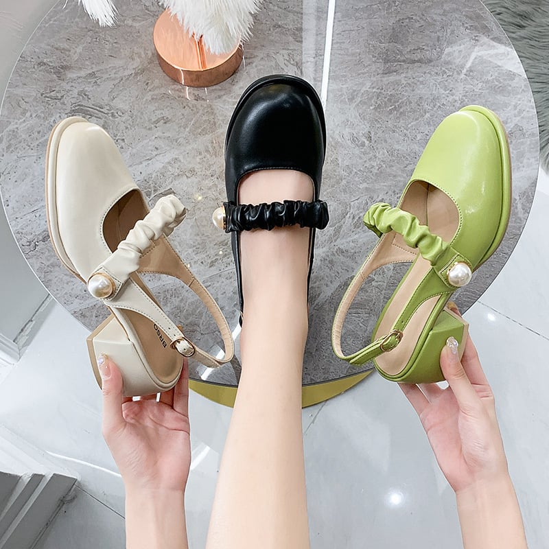 Weite Damen-Sandalen mit Perlenverzierung - Perla