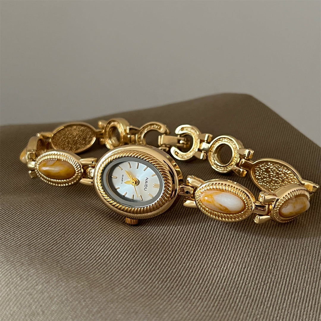 Damenschmuck Armbanduhr mit ovalem Detail - Alviera