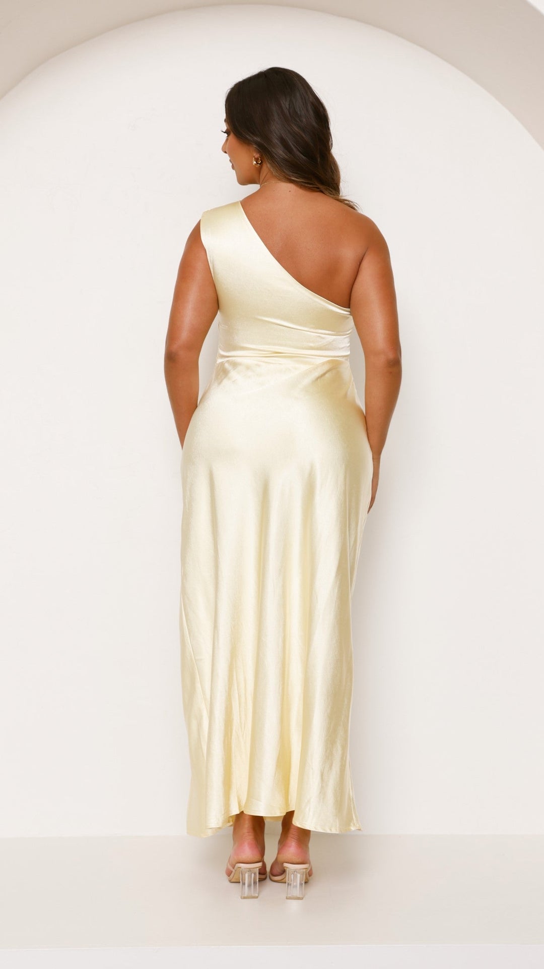 Langes One-Shoulder-Kleid für Damen – Rousa