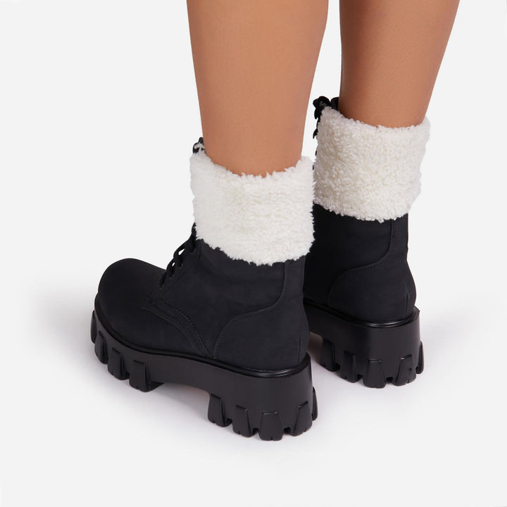 Winterstiefel für Damen mit Plüschoberfläche - Yllena