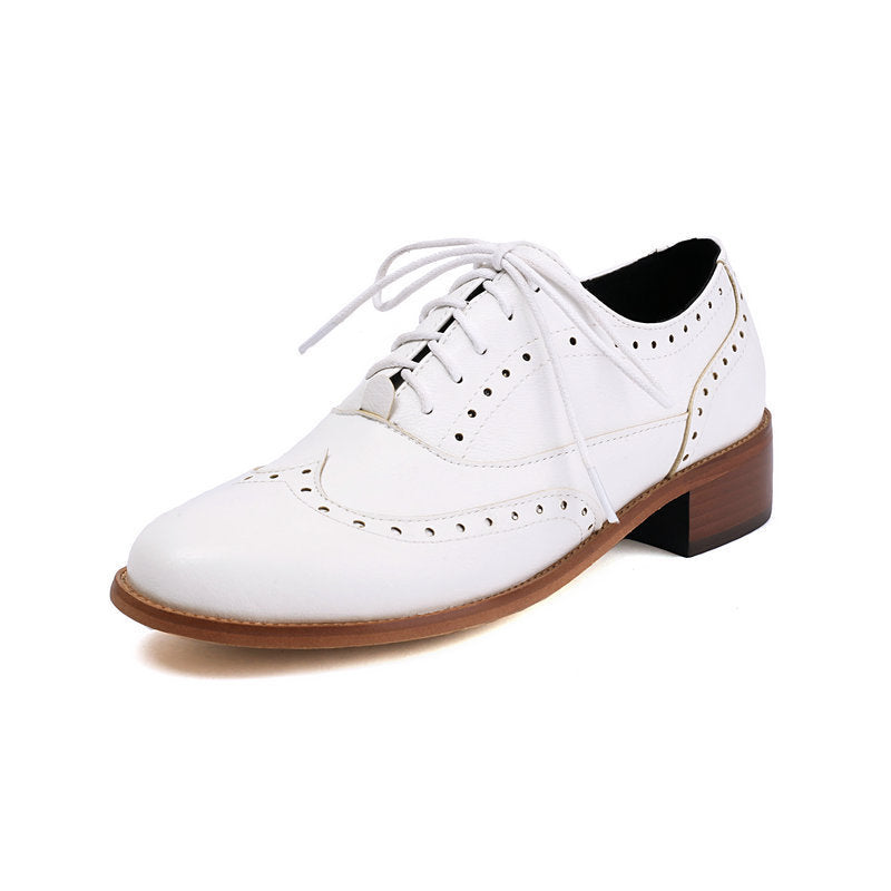 Damenschuhe mit klassischem Design - Eydruna