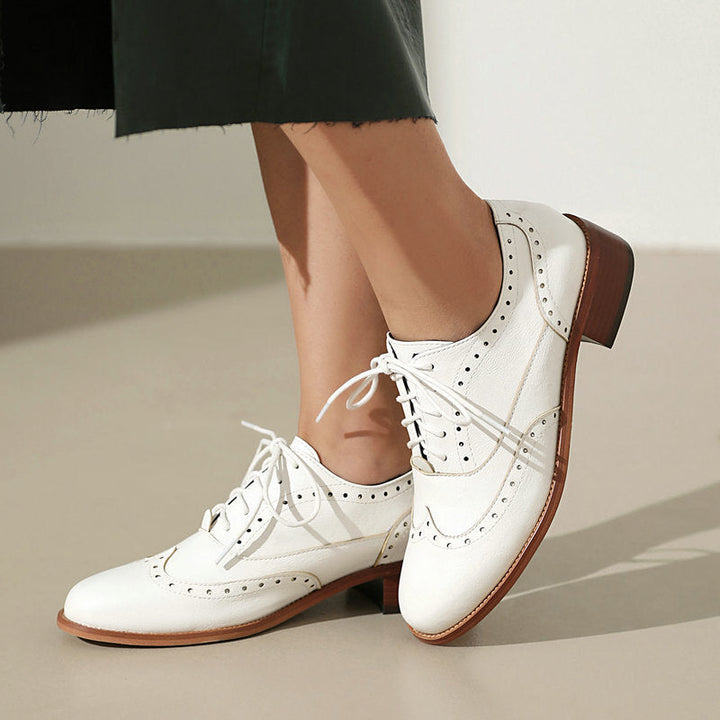 Damenschuhe mit klassischem Design - Eydruna