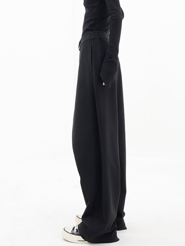 Weit geschnittene Damenhose mit strukturiertem Bund - Arleth