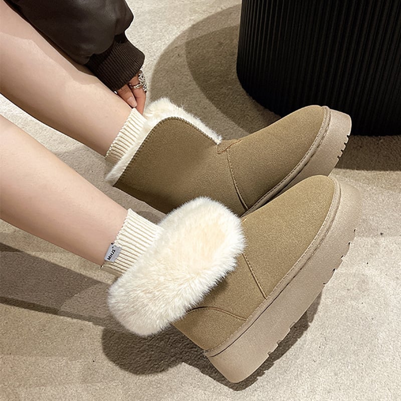 Winterliche Damenstiefeletten mit Plüschbesatz - Saivelle