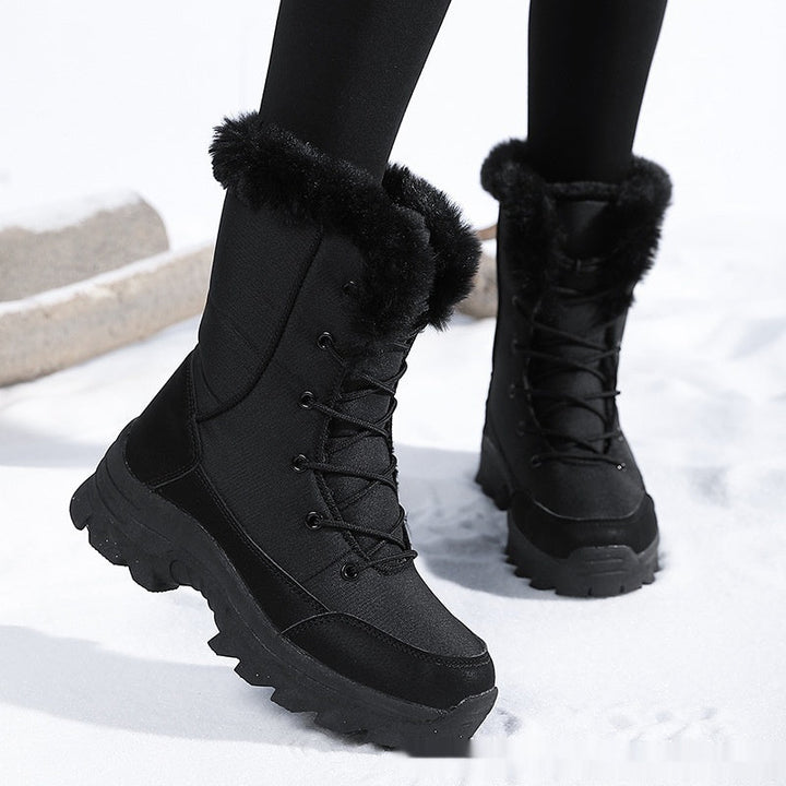 Halbhohe Damenstiefel im funktionellen Winterdesign - Svala
