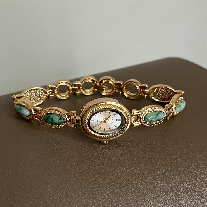 Damenschmuck Armbanduhr mit ovalem Detail - Alviera