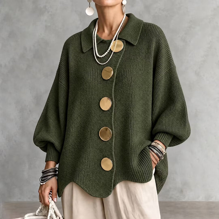 Gestrickte Damen-Strickjacke mit Kragen und Knöpfen - Amalia