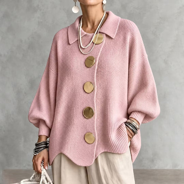 Gestrickte Damen-Strickjacke mit Kragen und Knöpfen - Amalia