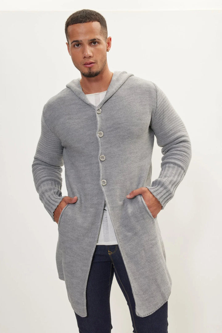 Langer Strickcardigan mit Kapuze und Knöpfen – Baptiste
