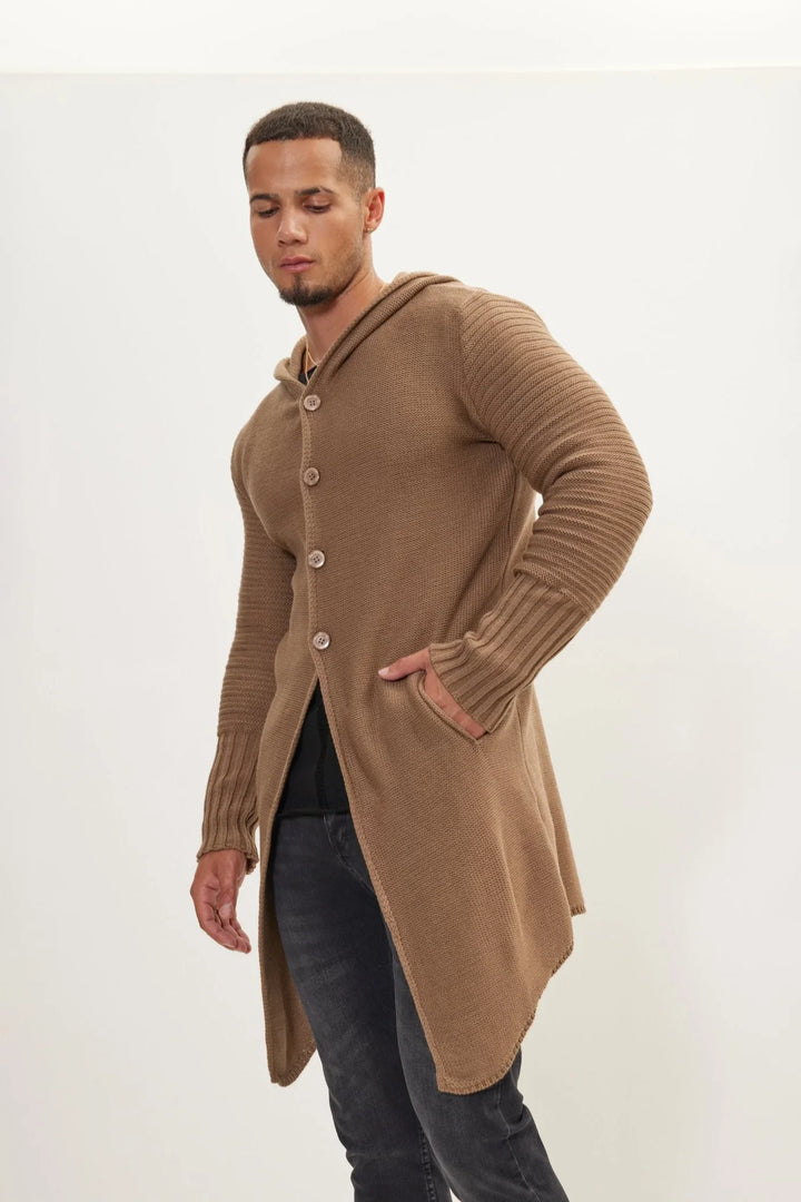 Langer Strickcardigan mit Kapuze und Knöpfen – Baptiste