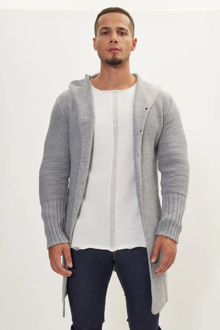 Langer Strickcardigan mit Kapuze und Knöpfen – Baptiste