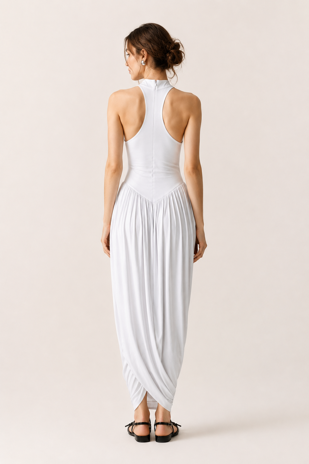 Langes Sommerkleid für Damen mit Halterkragen und fließendem Rock – Liv