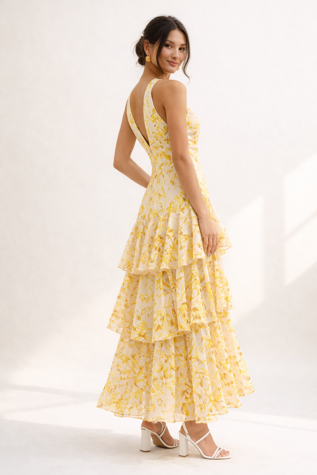 Langes Kleid mit Blumendruck und Rüschen - Camila
