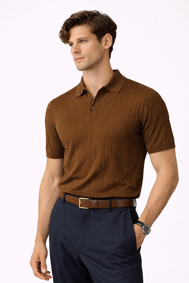 Herren-Poloshirt in schmaler Passform mit vertikaler Struktur und breitem Kragen - Darel