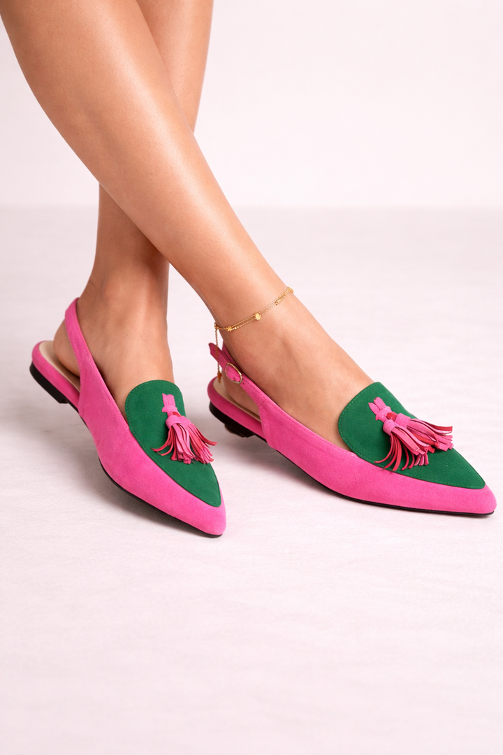 Flache Damenschuhe mit offenem Absatz und dekorativer Quaste - Amaya