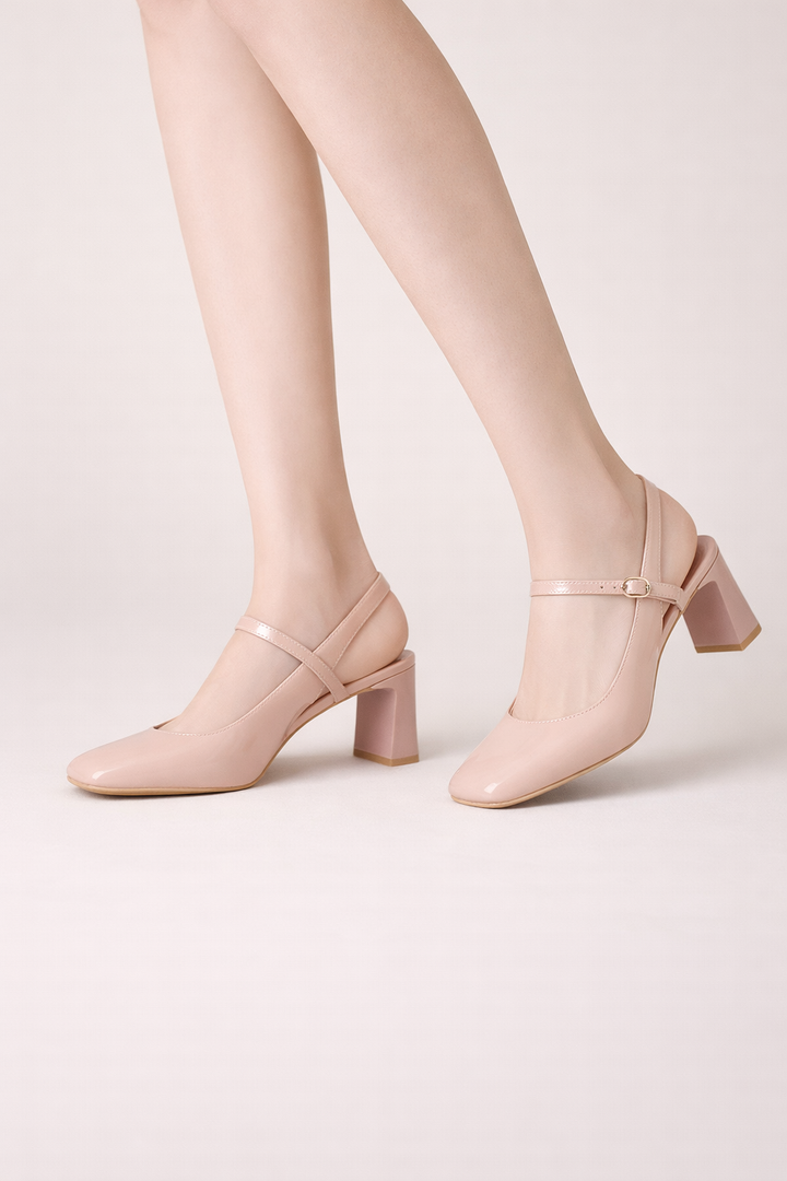 Damenschuhe mit quadratischer Spitze und Kreuzriemen mit Schnalle - Camille