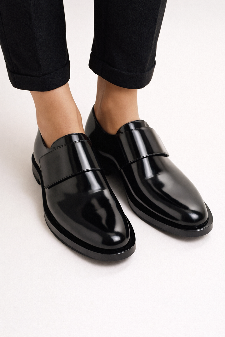 Damen Lackleder Effekt Slipper elegantes Design - Sabine