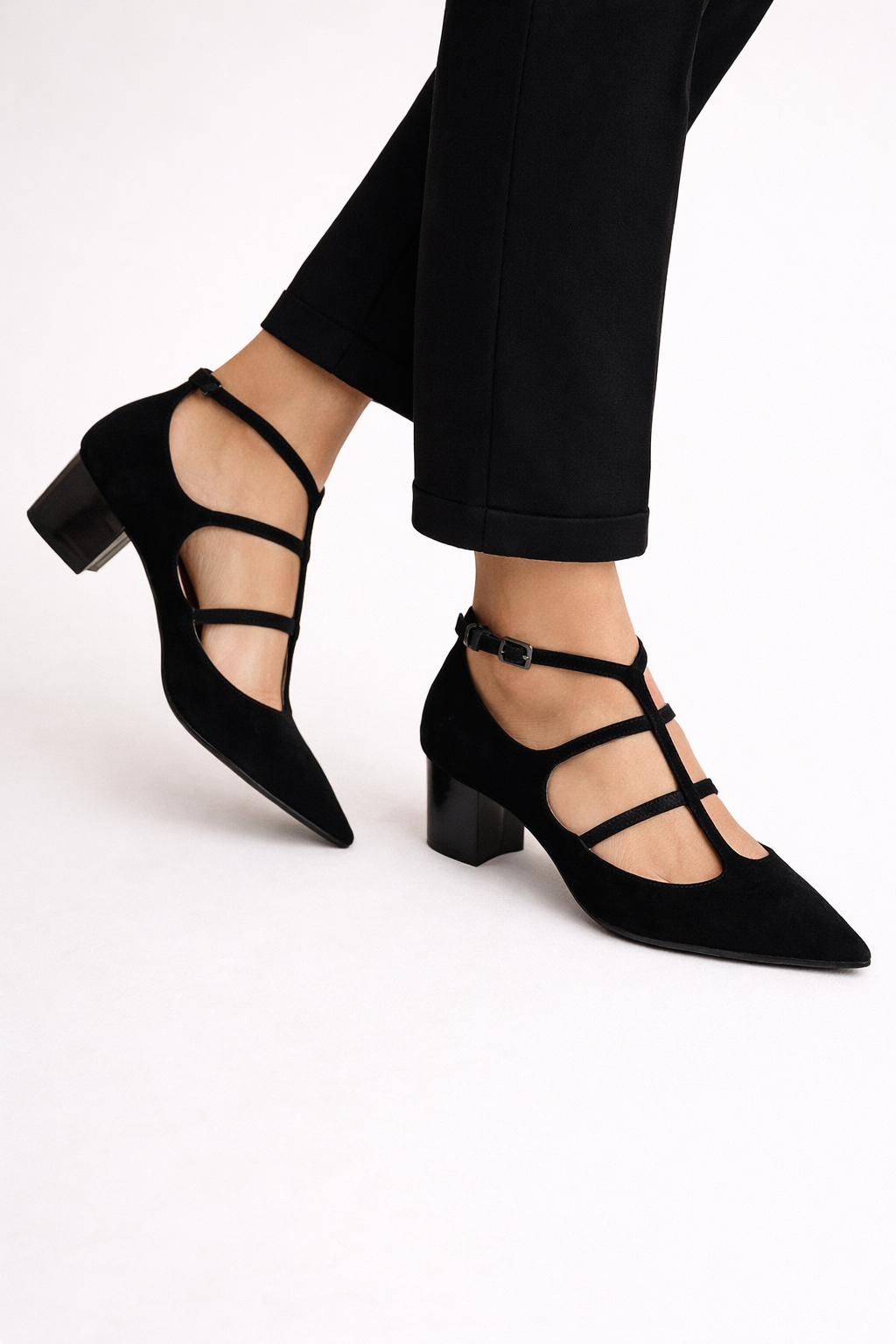Damenschuhe mit dünnen Riemen und niedrigem Absatz - Aurore