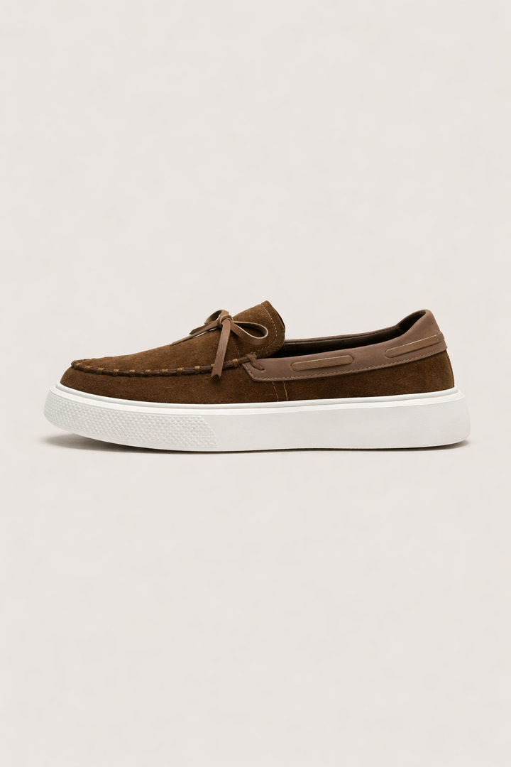 Herren-Slipper aus Wildleder mit weißer Sohle - Bennett
