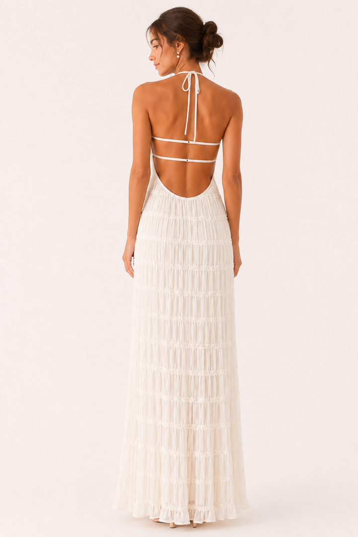 Langes, plissiertes Sommerkleid mit elegantem Neckholder-Ausschnitt – Tilda