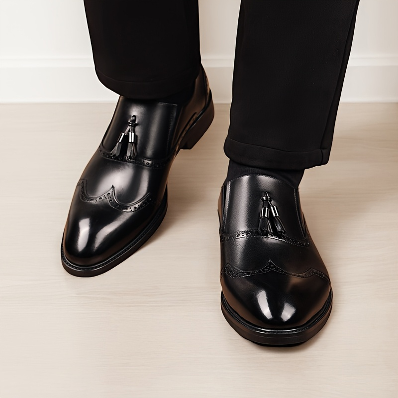 Herrenschuhe mit klassischem Design und Quasten - Almeric