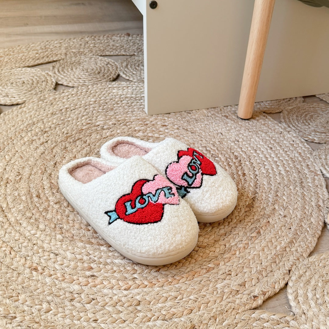Damenplüschpantoffeln mit Stickereimotiv - Valentina