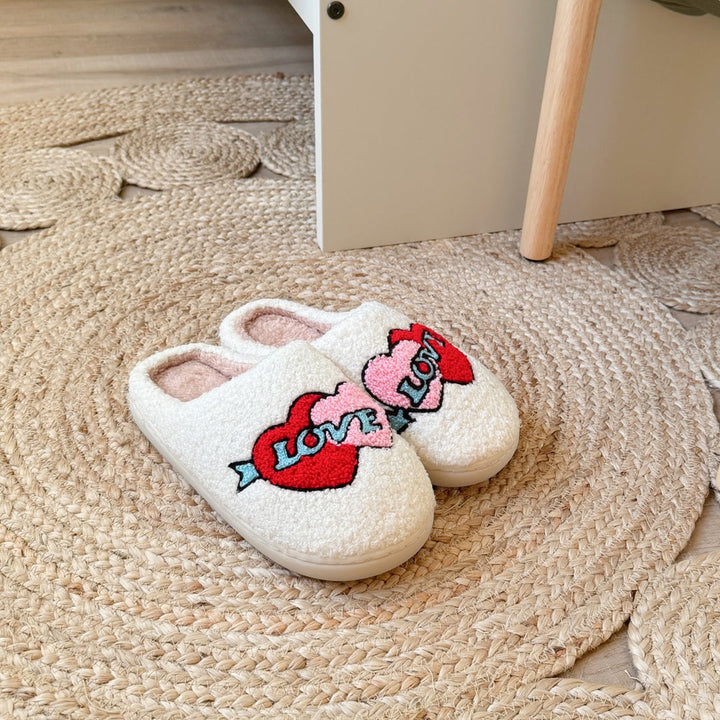 Damenplüschpantoffeln mit Stickereimotiv - Valentina