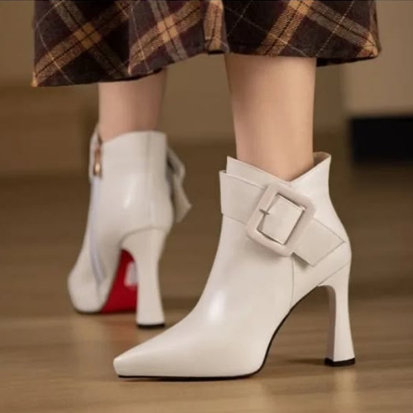 Stiefel mit Schnalle - Johanna