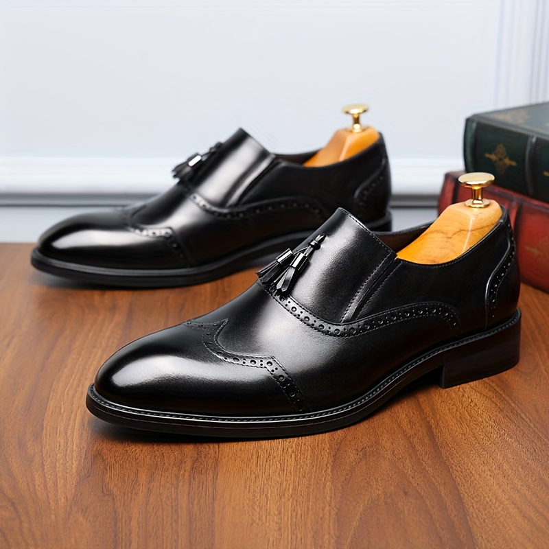 Herrenschuhe mit klassischem Design und Quasten - Almeric