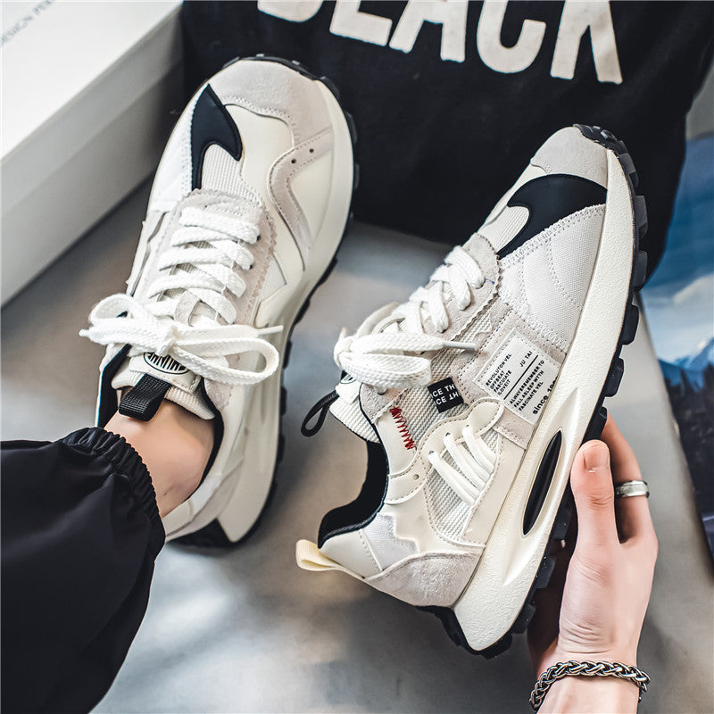 Herren-Turnschuhe mit markantem Stil und dicken Sohlen - Laredo