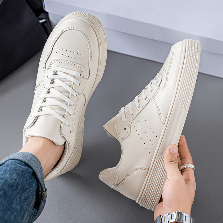 Sportliche Herren-Turnschuhe mit glatter Oberfläche - Kalen