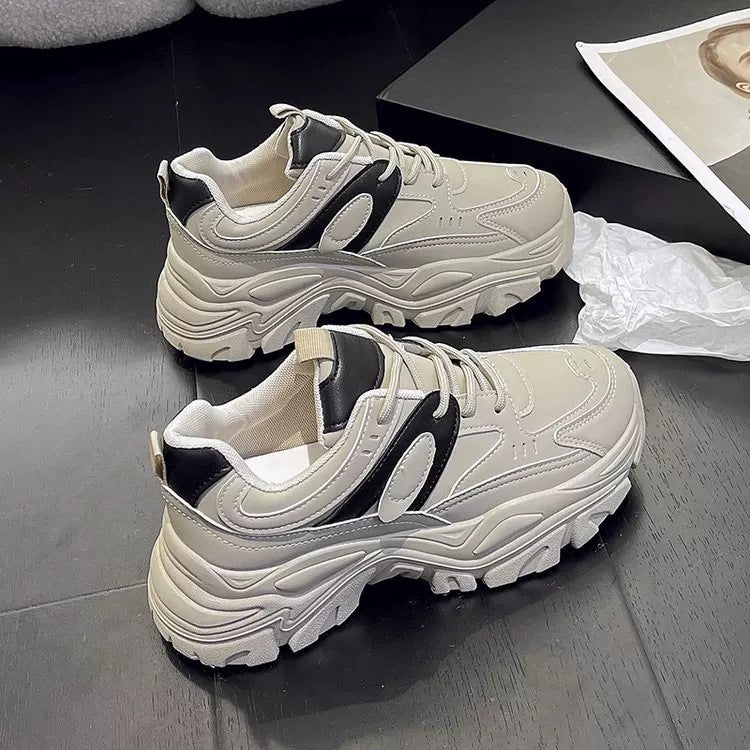 Damen-Sportschuhe mit stabiler Sohle und modernem Design - Alessandra