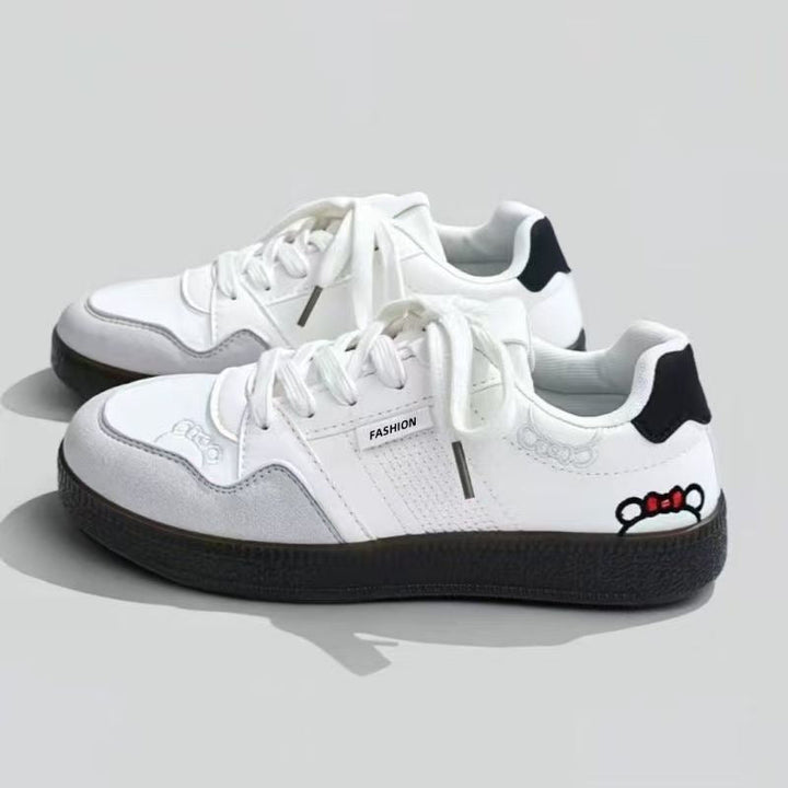 Damen Court Casual Tennisschuhe mit gesticktem Detail - Katherine
