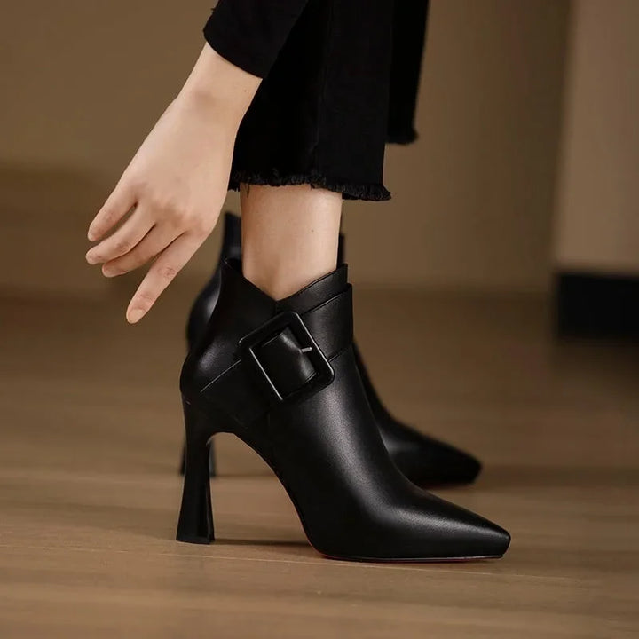Stiefel mit Schnalle - Johanna