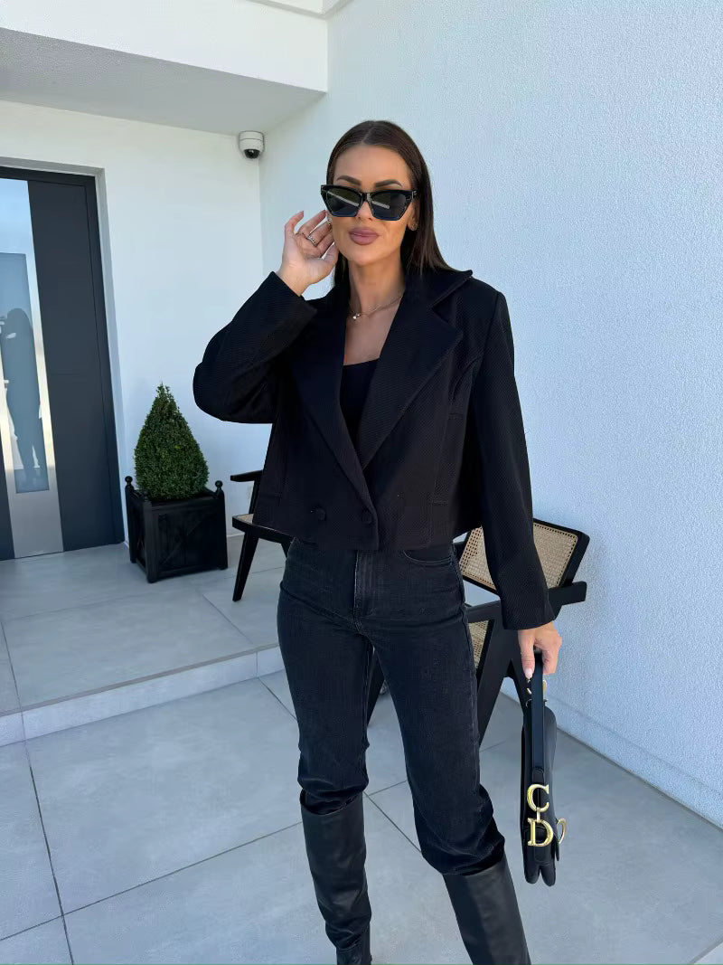 Lässiger Damenblazer mit kurzem Schnitt - Dalia