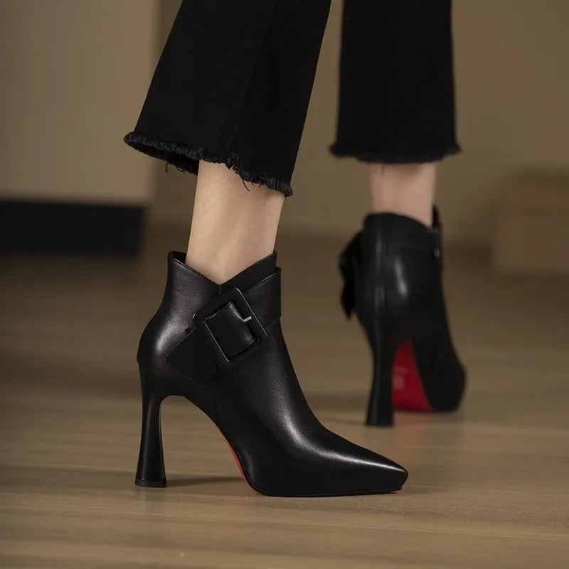 Stiefel mit Schnalle - Johanna