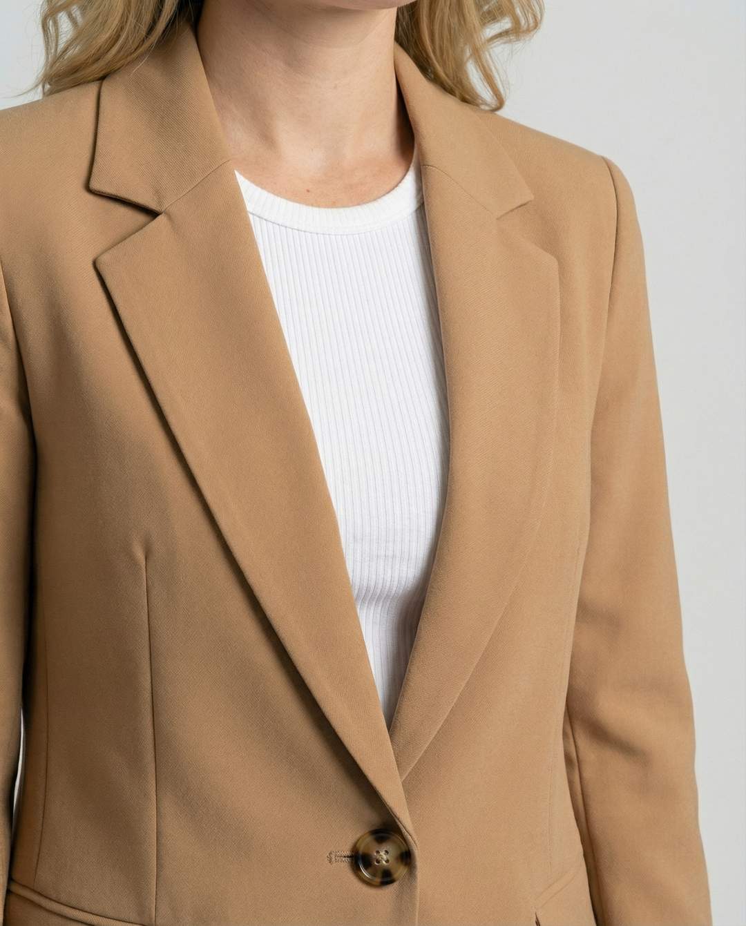 Klassischer Damenblazer mit Revers und Knopf - Irmina