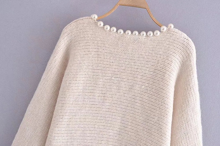 Angèle - Schicker und lässiger Pullover mit falscher Perle