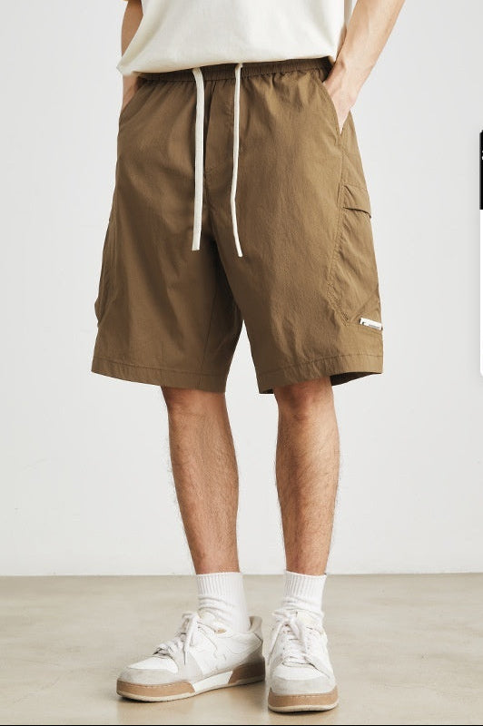 Leichte Herrenshorts mit Seitentaschen und verstellbarem Kordelzug - Calvin