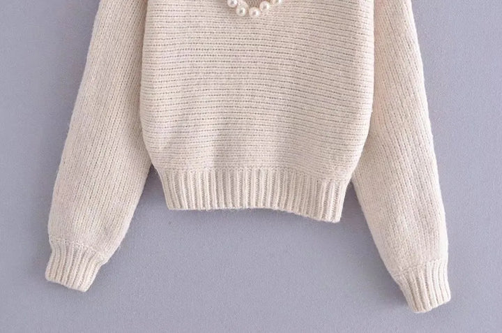 Angèle - Schicker und lässiger Pullover mit falscher Perle