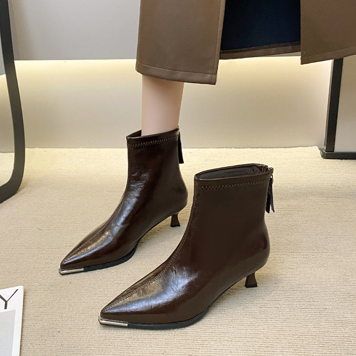 Damenstiefeletten mit spitzer Zehenpartie, schmalem Absatz und Lederoptik – Vera