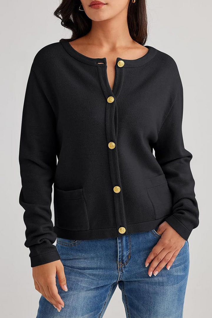Damen-Strickjacke mit Rundhalsausschnitt, Knöpfen und Taschen – Sorelia