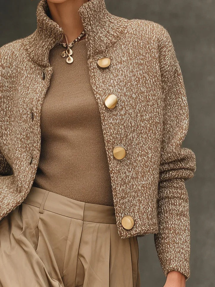 Elegante Strickjacke mit Stehkragen und Knöpfen – Kissa