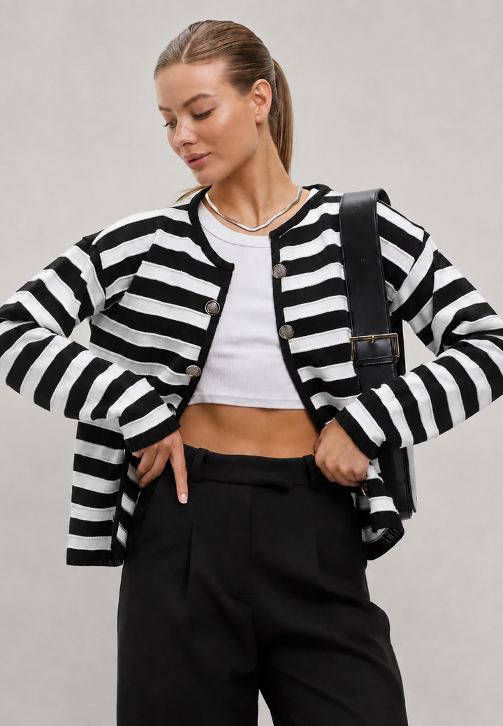 Damen-Strickjacke mit zweifarbigen Streifen, langen Ärmeln und Metallknöpfen – Liora
