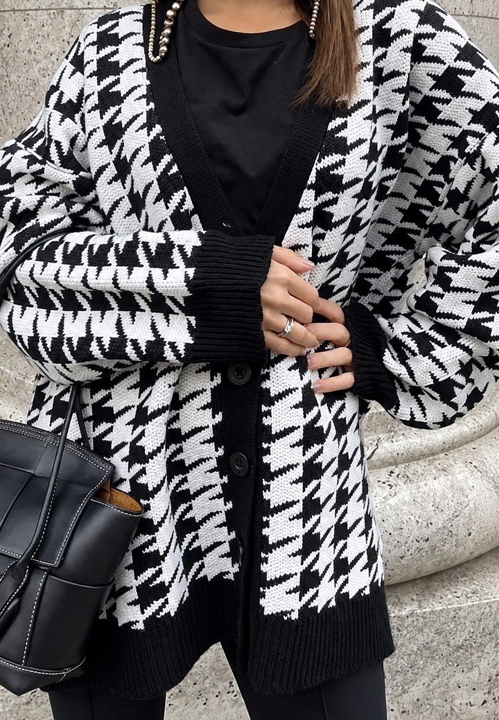 Oversize-Strickcardigan mit Muster – Elena